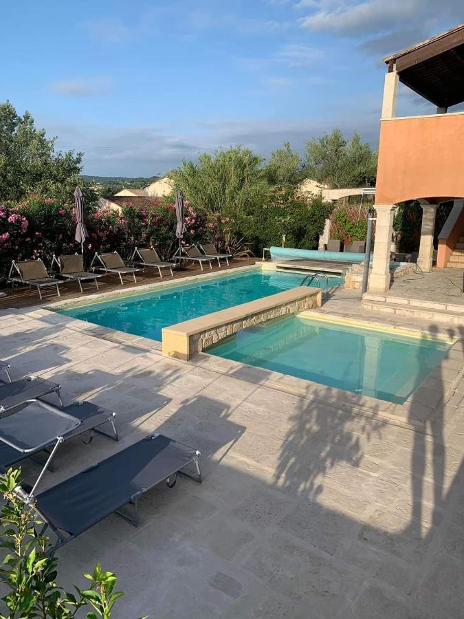 Apartments La Vieille Source Saint-Martin-dʼArdèche Екстериор снимка