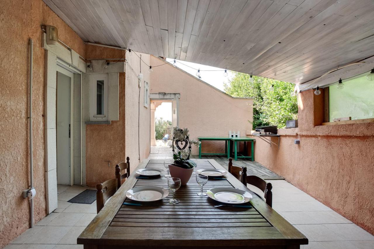 Apartments La Vieille Source Saint-Martin-dʼArdèche Екстериор снимка