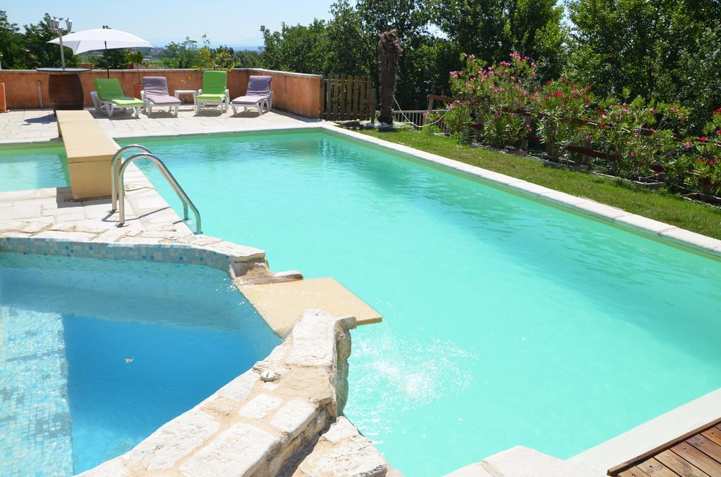 Apartments La Vieille Source Saint-Martin-dʼArdèche Екстериор снимка