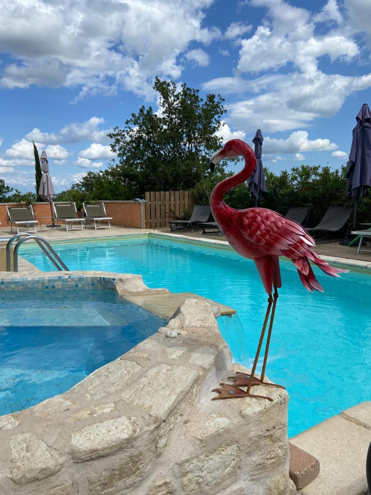 Apartments La Vieille Source Saint-Martin-dʼArdèche Екстериор снимка